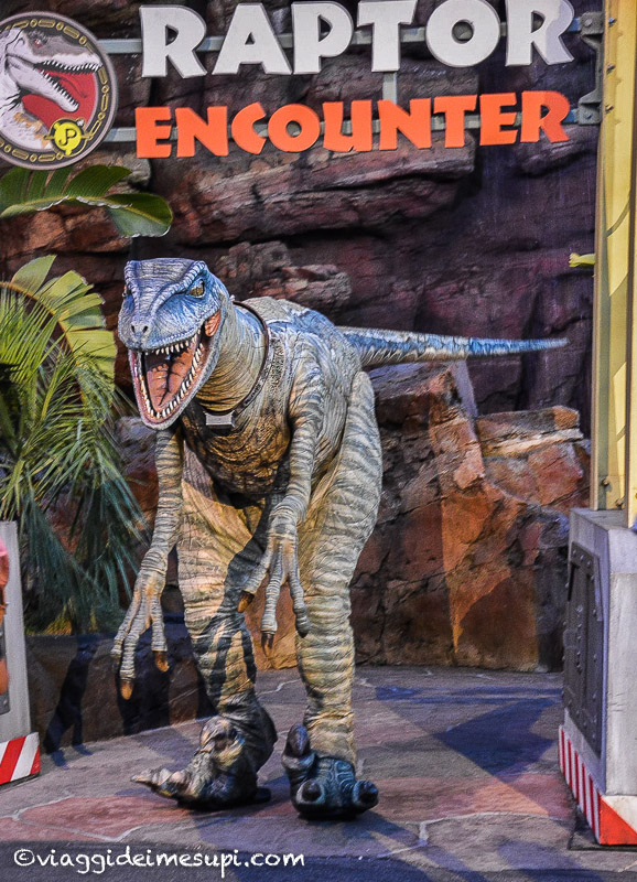 Universal Studios Hollywood Raptor Encounter