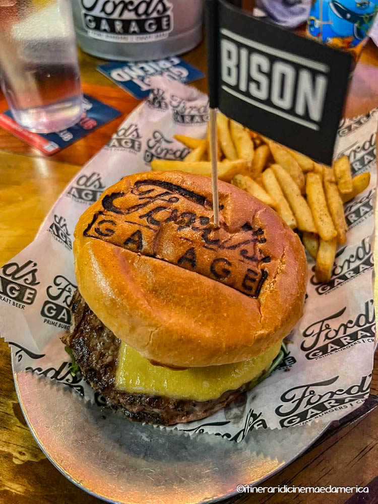 Itinerario a Detroit nei luoghi Ford: il Ford's Garage Restaurant